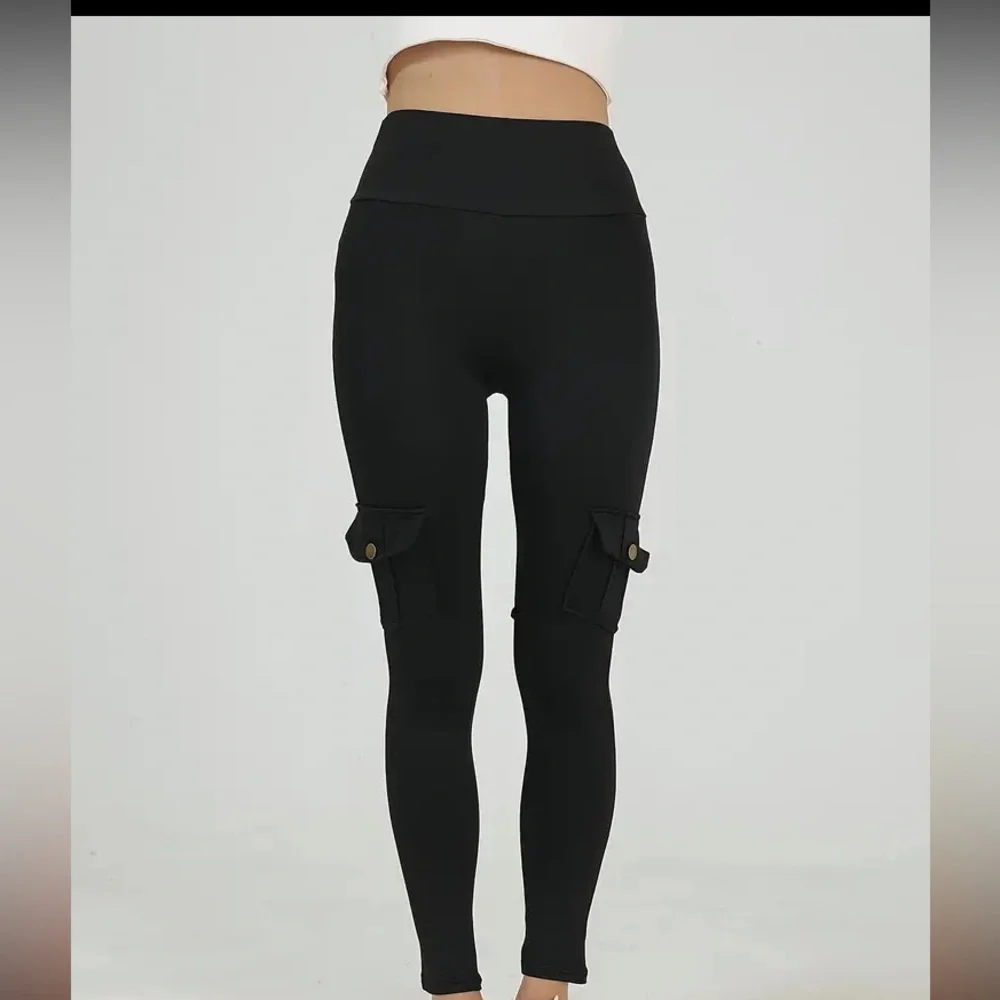 Women's High Waist With Pocket Leggings, Stretchy, and quick Dry - Picture 2 of 8